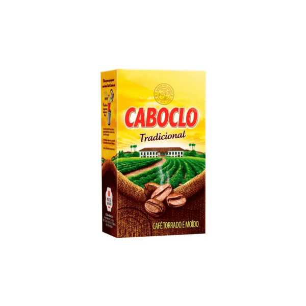 A foto mostra a embalagem do café tradicional da marca Caboclo.