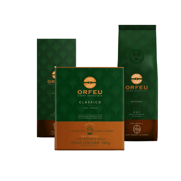 A foto mostra três pacotes de café Orfeu: um Drip Coffee, um em grãos e outro em cápsulas.